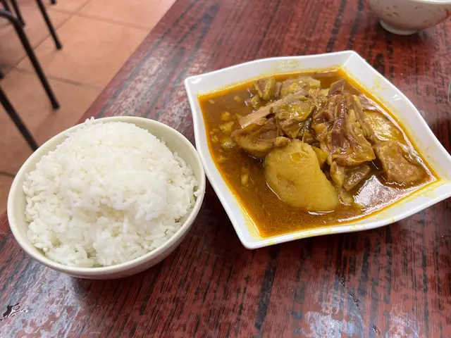 咖喱羊腩飯