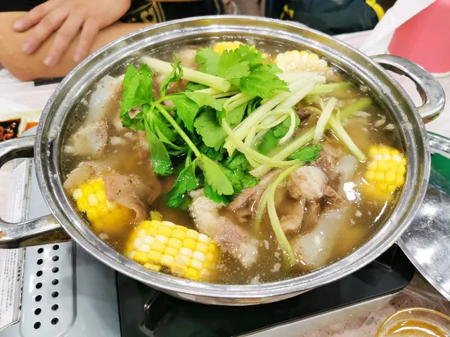 上湯浸豬膶粉腸