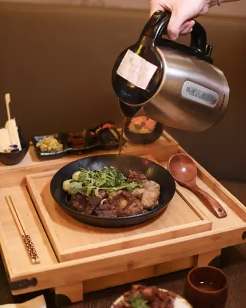 皇膳好头好尾牛肉汤面