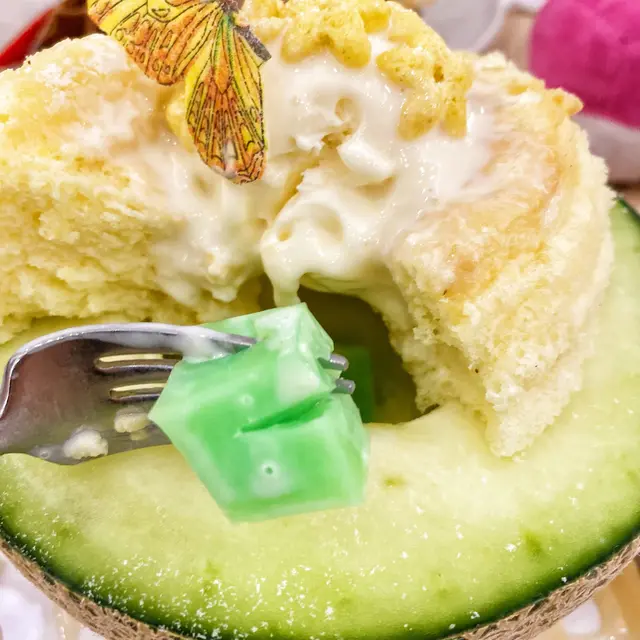 蜜瓜雪山熱香餅