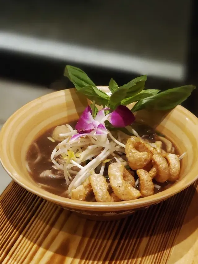 泰式炙燒穀飼牛船河