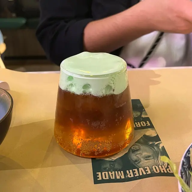 斑斕奶蓋咖啡啤酒