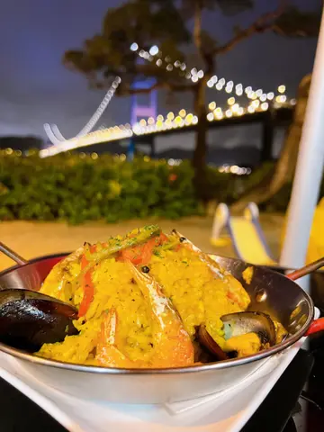 Seafood Paella