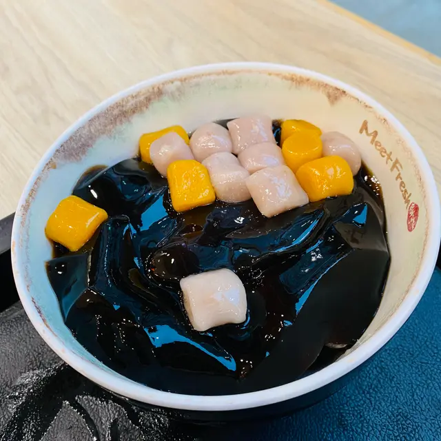 招牌仙草沙冰