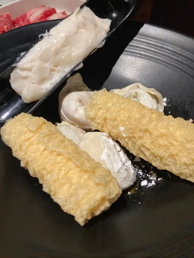 響鈴、墨魚滑、雲吞