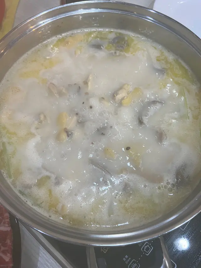 胡椒豬肚花甲煲