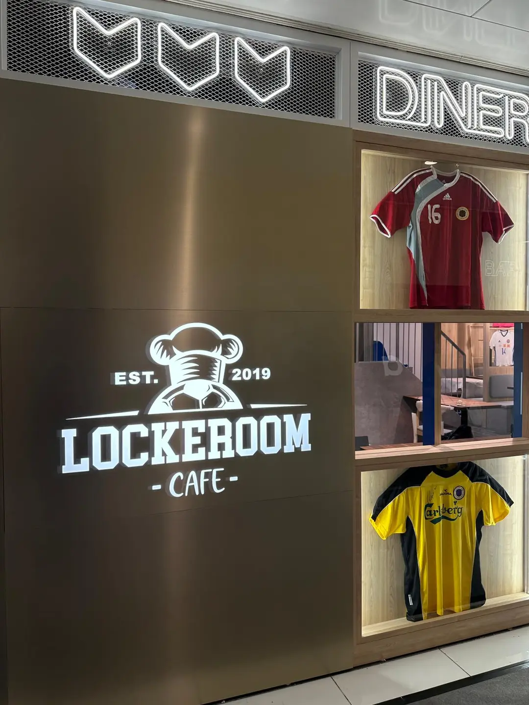 Lockeroom Cafe