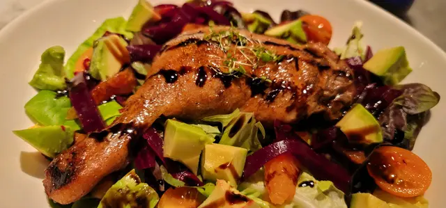 黑醋油封鴨腿血橙沙律