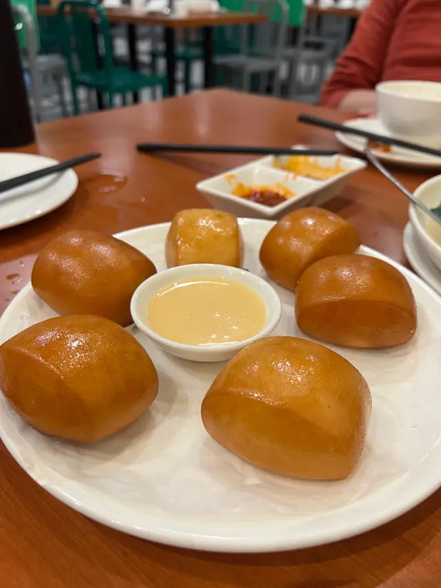 黃金炸饅頭伴煉奶