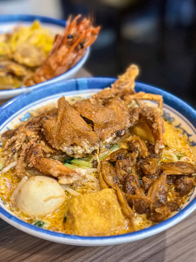 原隻炸軟殼蟹蜆肉無味精椰爺秘傳叻沙摻摻