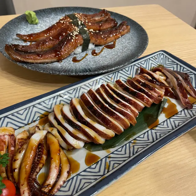 汁燒原隻日本魷魚筒