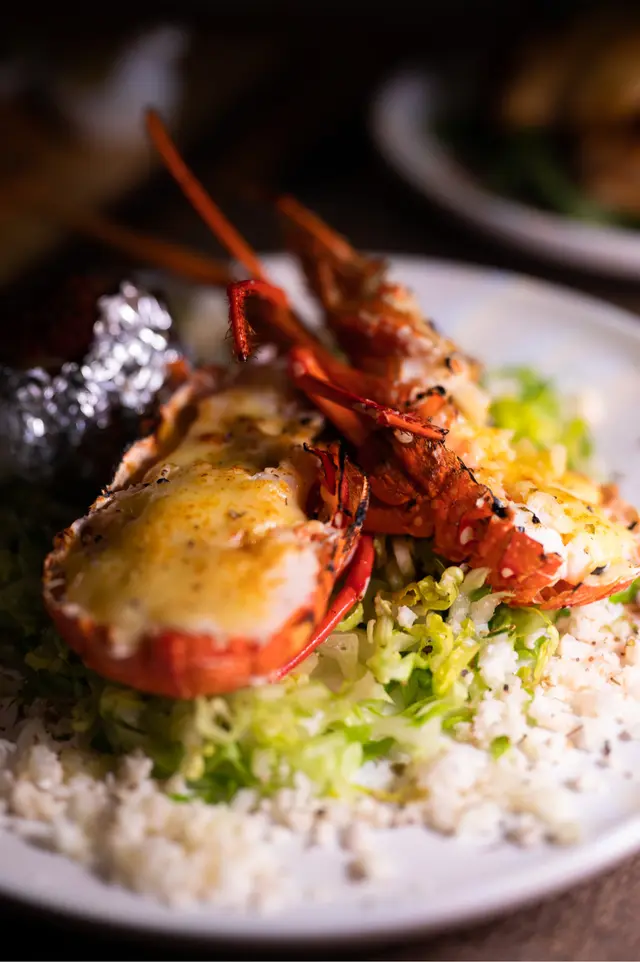 芝士烤龍蝦焗薯