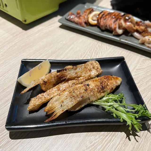 爆油三文魚鮫