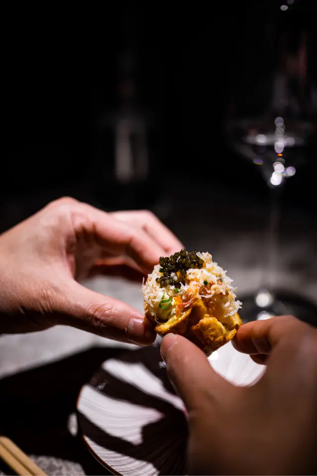 魚子醬、松葉蟹約克郡布甸