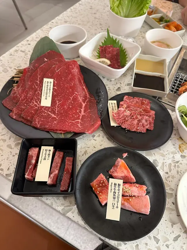 和牛牛肉角切（一口牛）、和牛里脊肉