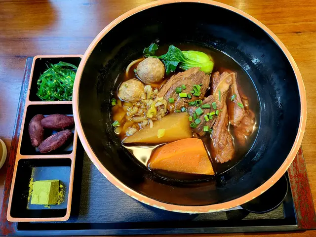 紅燒三寶牛肉麵