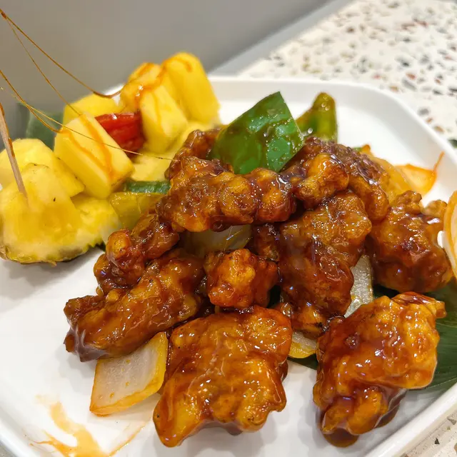 拔絲山渣汁菠蘿咕嚕西班牙黑豚肉