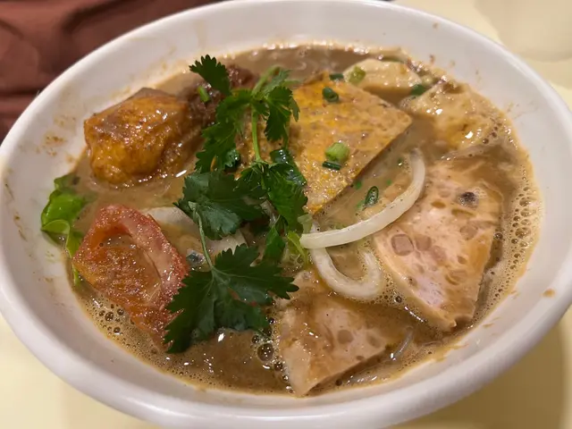 蕃茄蟹膏湯檬粉