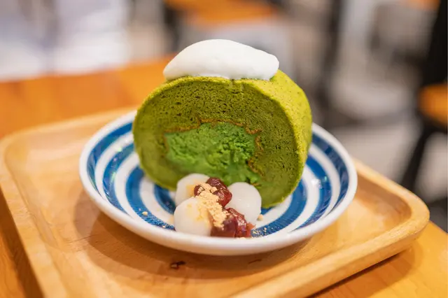 丸久小山園抹茶卷蛋配白玉十勝紅豆