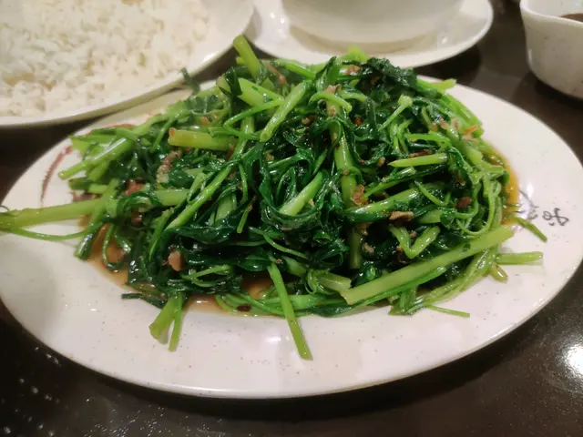 馬拉盞炒通菜