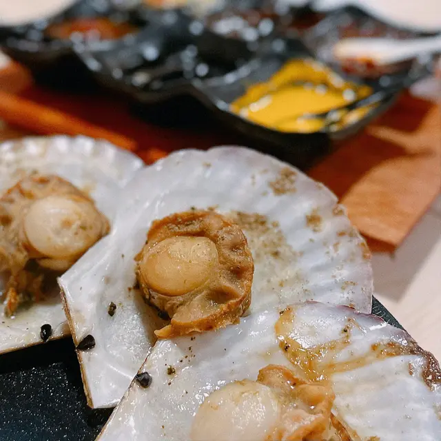 雖然帆立貝冇爆汁嘅口感，但都係好高質！佢嘅肉質滑嫩，一樣都係咁鮮甜好味！😋