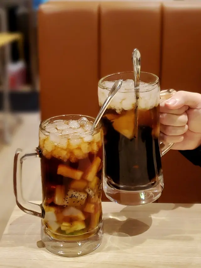 一顆檸檬鮮果茶、 仙草菠蘿冬瓜茶