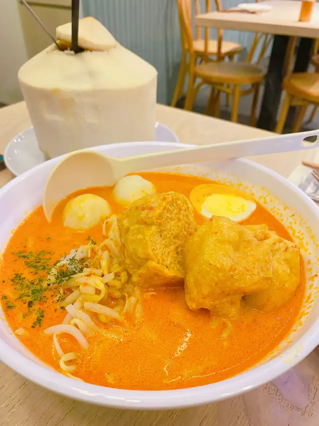 新加坡魚蛋喇沙麵