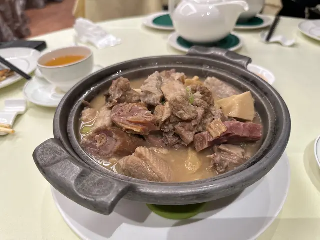 荔芋炆鴛鴦鴨煲