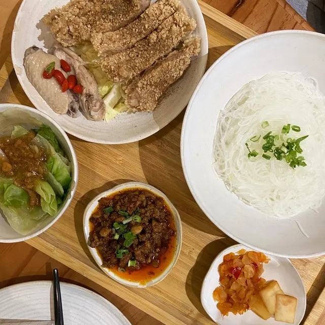 EDEN 特盛台式雙餸套餐