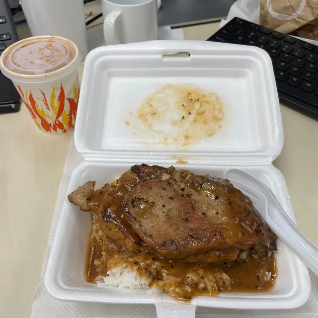 黑椒汁雙扒飯