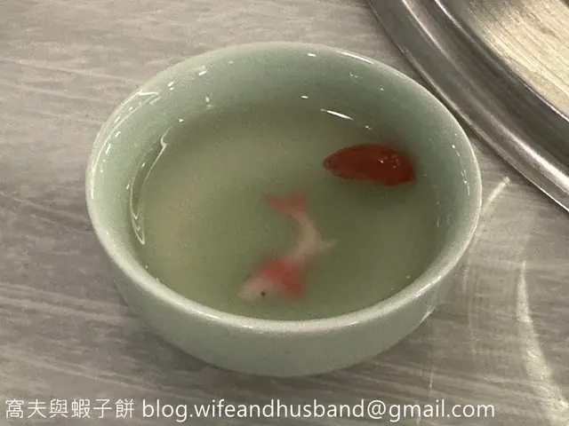 茉莉花雪梨茶