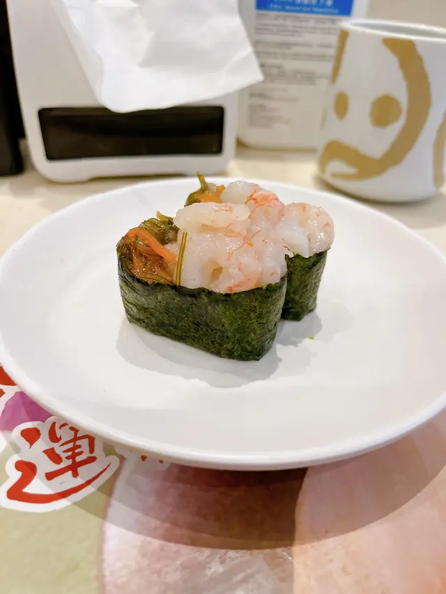 甜蝦配松前漬軍艦，松前漬的味道不會蓋過甜蝦，而甜蝦味道亦非常鮮甜，是新年新品中必須嘗試的新品