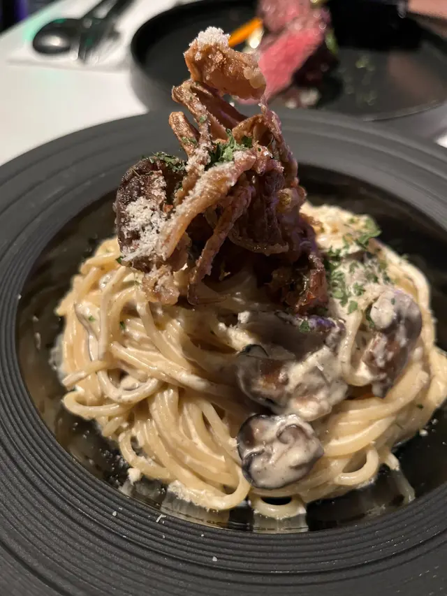 軟殼蟹白松露意大利麵