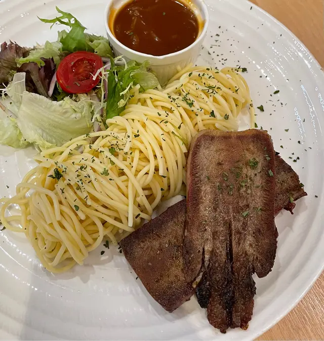 招牌厚切鹽燒牛脷