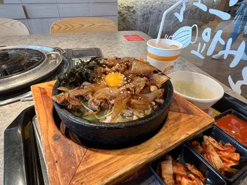 牛肉石锅饭
