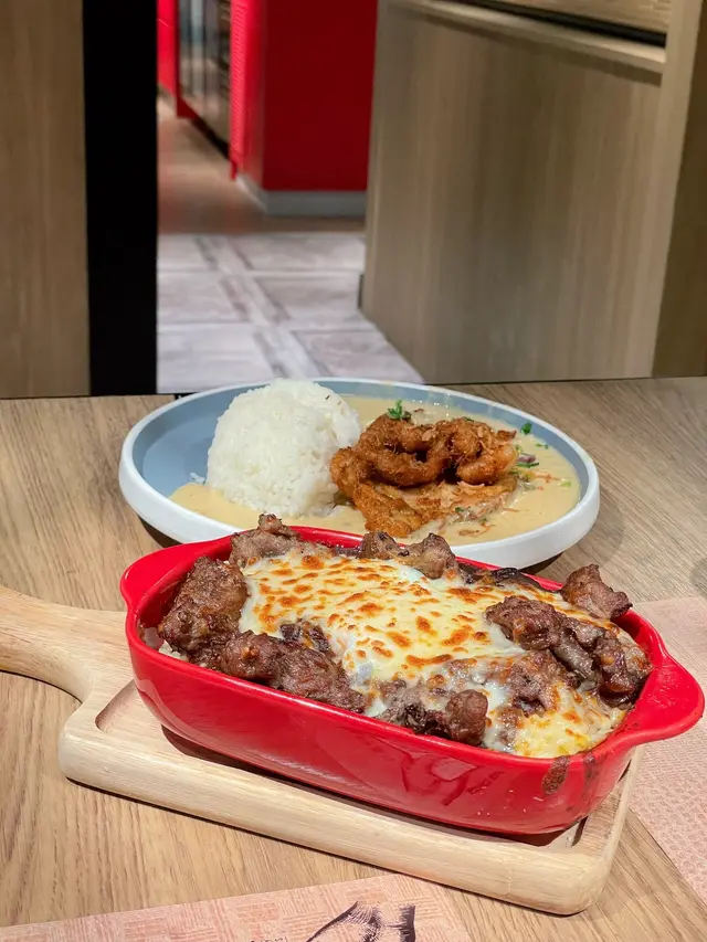 白咖哩豬扒飯