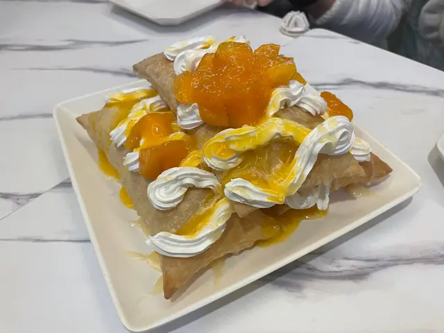 拿破崙好脆身,芒果都算甜,而且三件,大大嚿好抵食👍