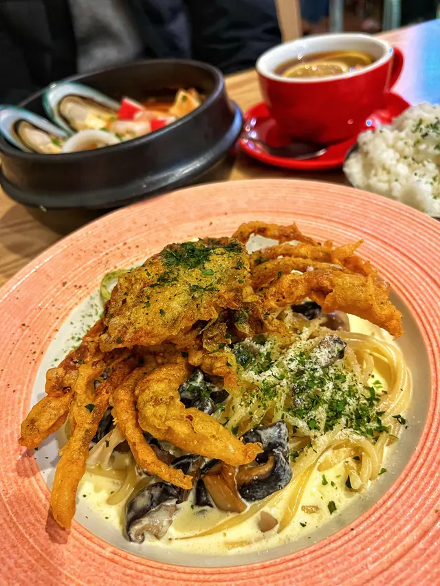 軟殼蟹忌廉汁意粉