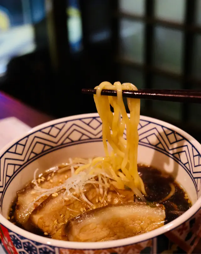 沃川黑醬油拉麵