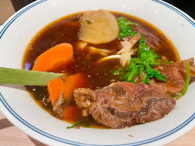 紅燒牛肉麵 