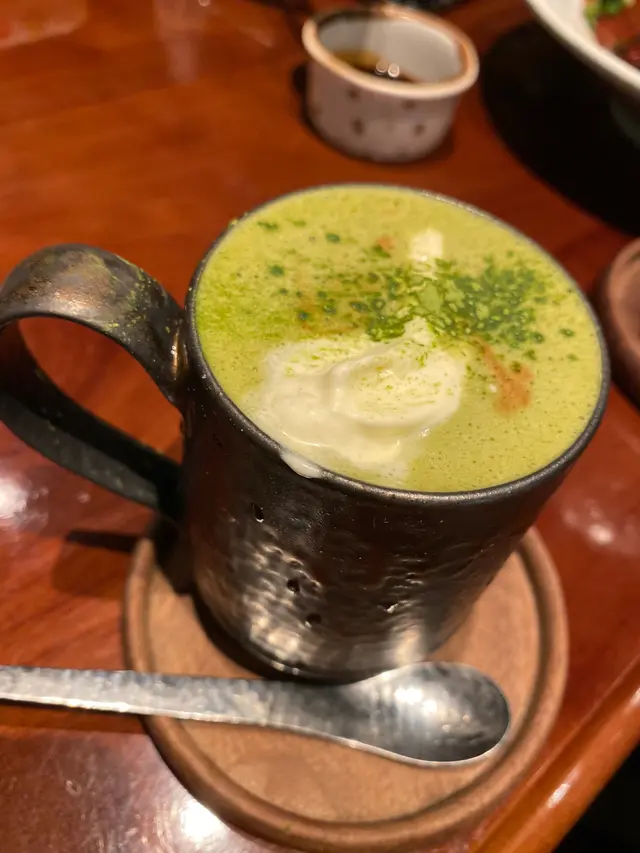 加$28跟餐有野飲同前菜,今日前菜係薯仔沙律,抺茶鮮奶咖啡☕️有抺茶味🍵但冇乜咖啡味