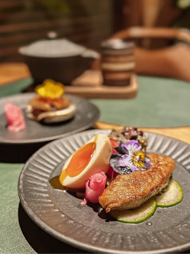 香煎法式鵝肝.梅酒糖心蛋