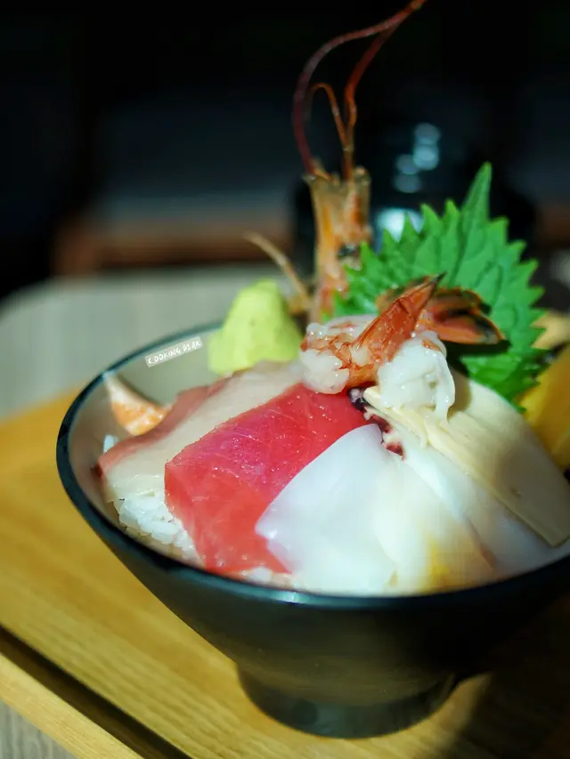 海鮮刺身丼