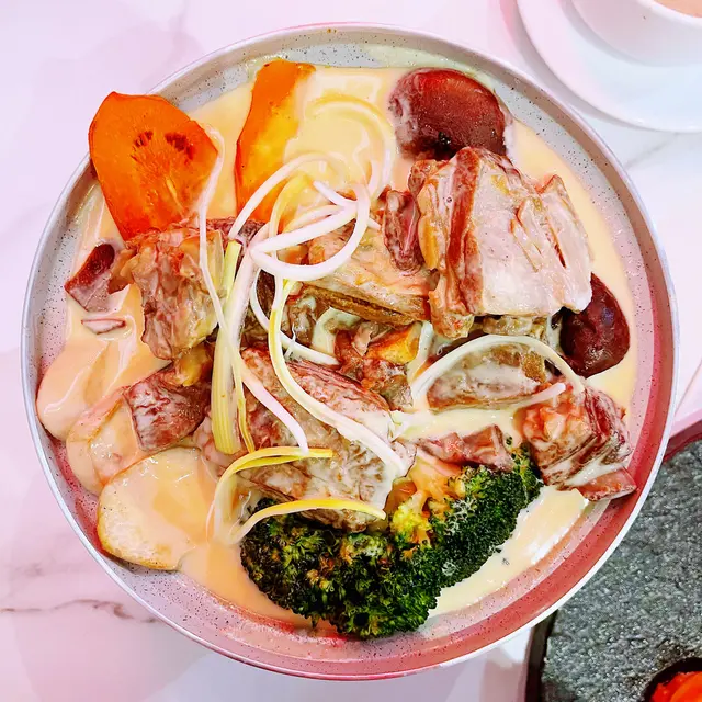 芝士法國羊腩煲