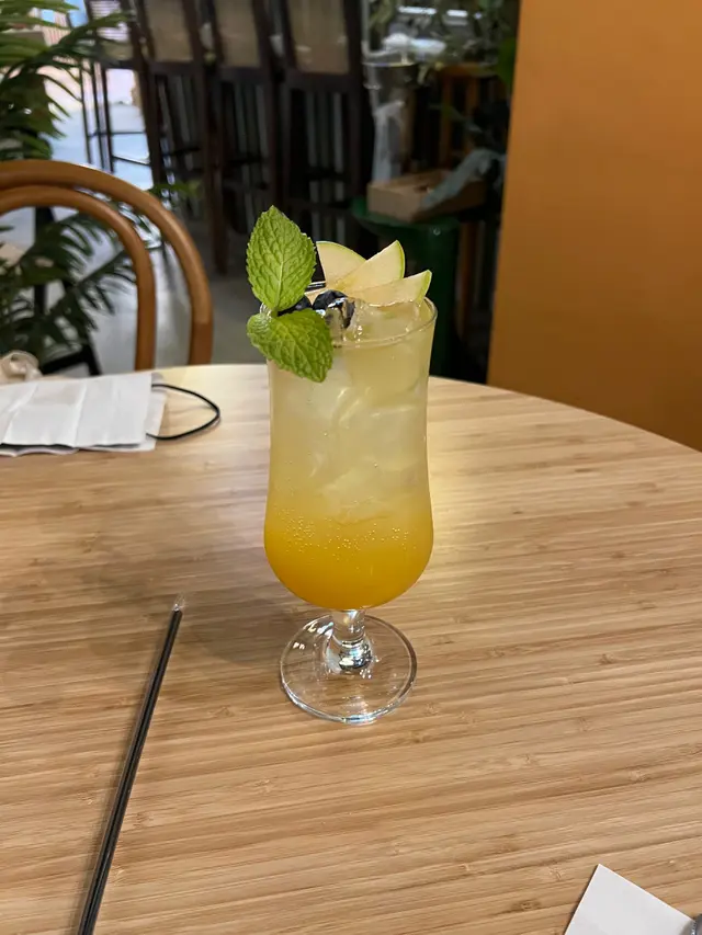 passion    fruit  apple  cider