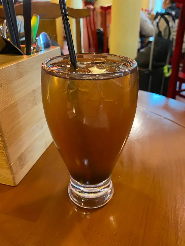 主食加普通野飲$10,我囡狂飲飲到急尿