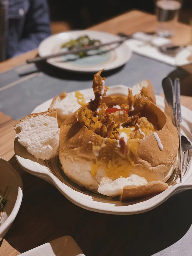 焗咖哩軟殼蟹麵包