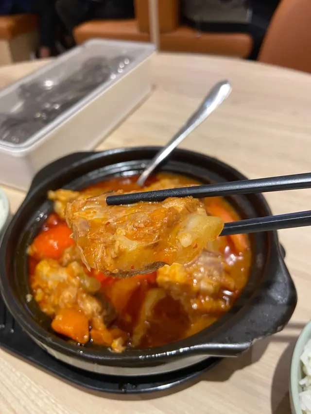 韓式豬軟骨煲