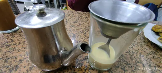 其他都幾似香港的茶走,都系用練奶,但吾會好甜