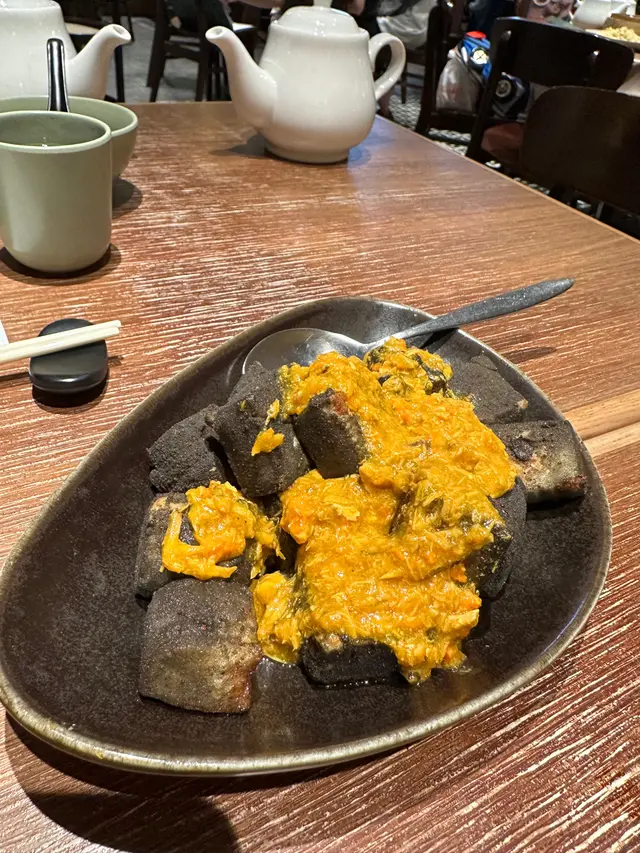 蟹粉竹炭豆腐